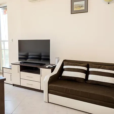Cozy Retreat With Sea View & Balcony I Nikea Park By Flat Mаnager * 瓦爾納